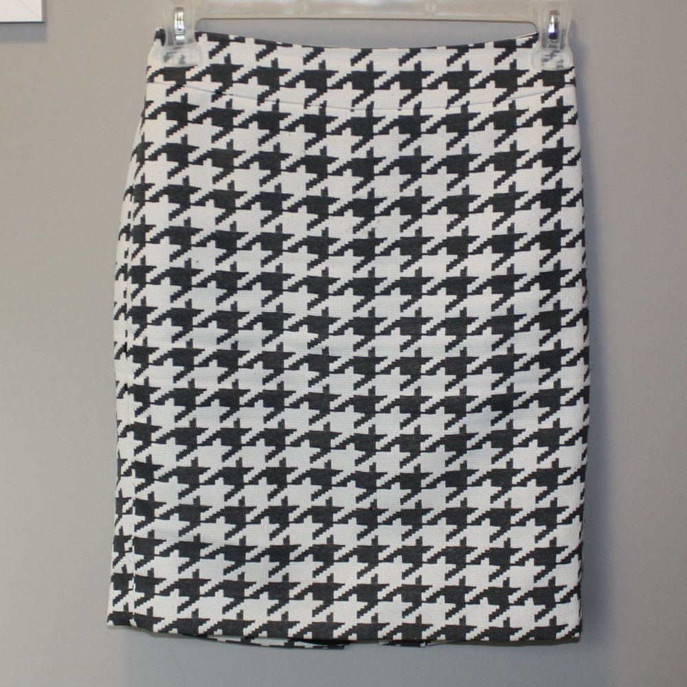 Banana Republic Houndstooth Pencil Skirt - 0